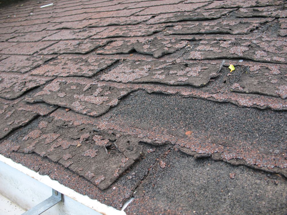 Completed shingle roof